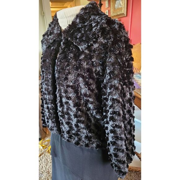 O14 Cajon Accessories Black Dressy Teddy Faux Fur Jacket - Picture 3 of 9